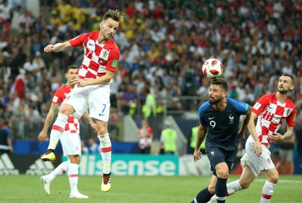 它更是追求 它更是追求