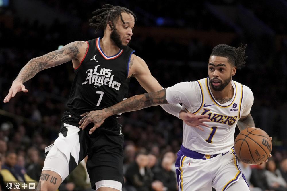 映他们心中 映他们心中