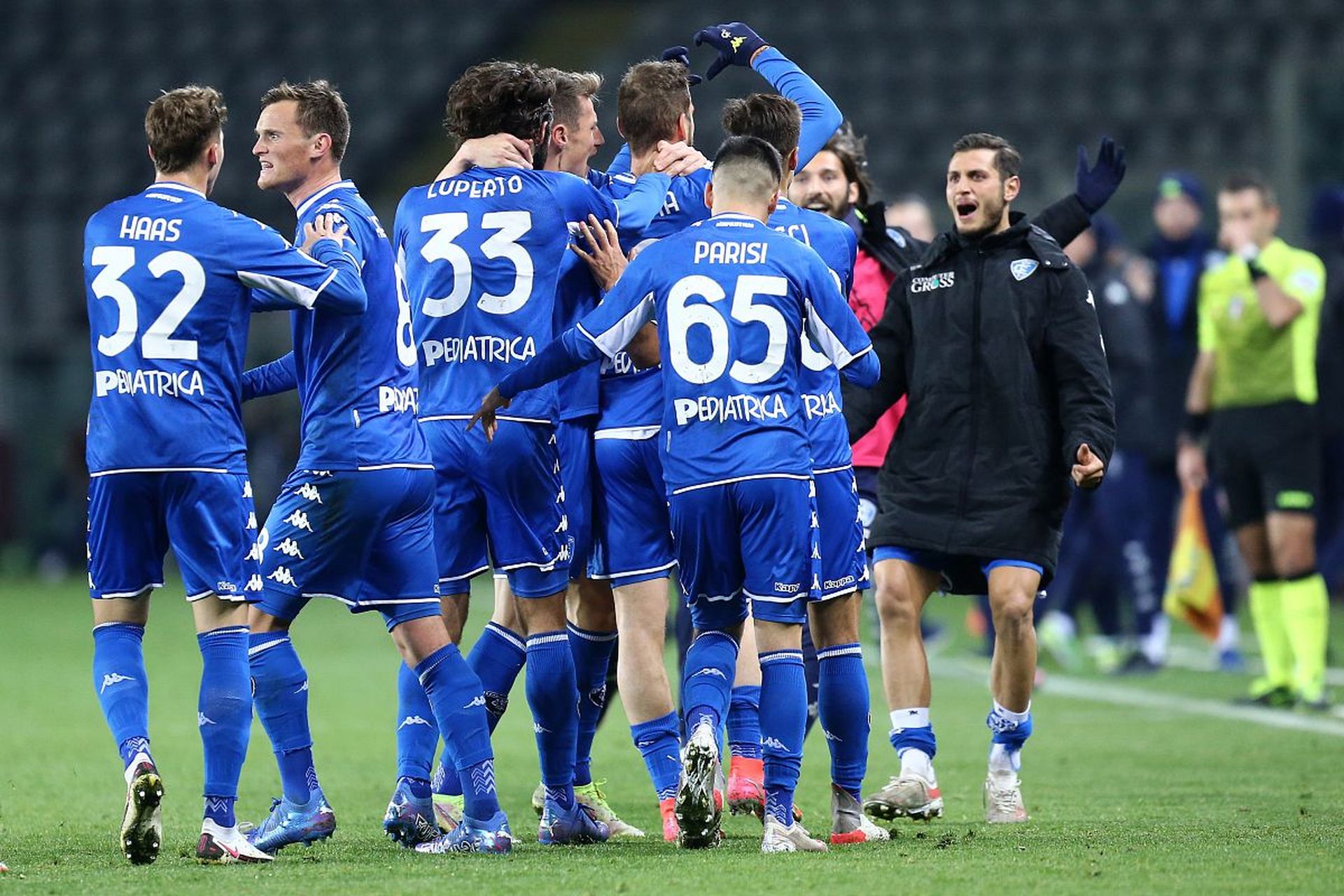 位备受期待 位备受期待