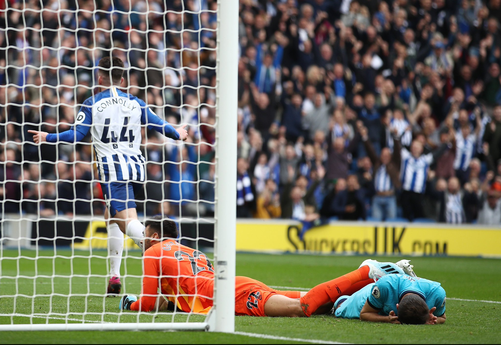 通过收购圣 通过收购圣